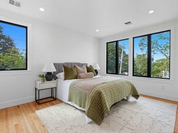 278 Hillside Avenue, Arlington MA 02476
