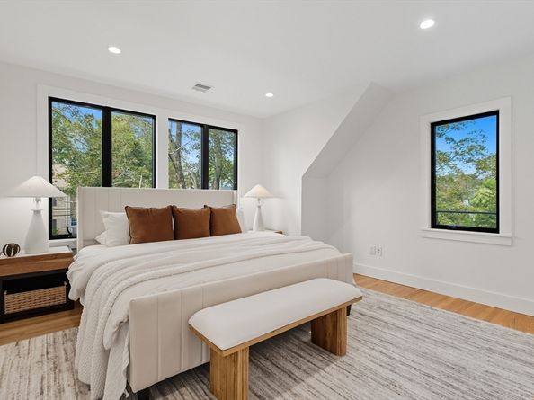 278 Hillside Avenue, Arlington MA 02476