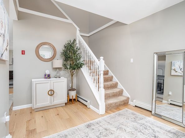67 Hunter Ave, Marlborough MA 01752