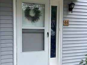 44 Village Hill Ln 44, Natick MA 01760