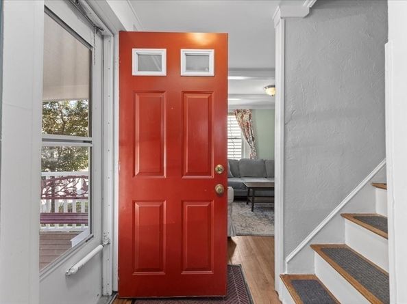 9 John St, Waltham MA 02453