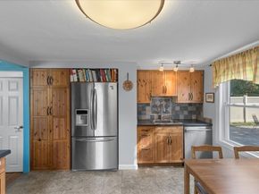 9 John St, Waltham MA 02453