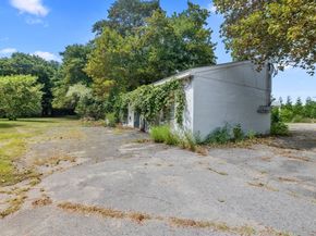 346 Summer St, Duxbury MA 02332