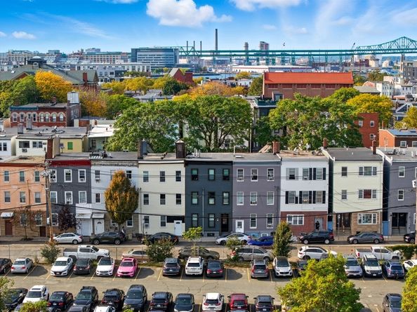 120 Bremen St 3, Boston MA 02128