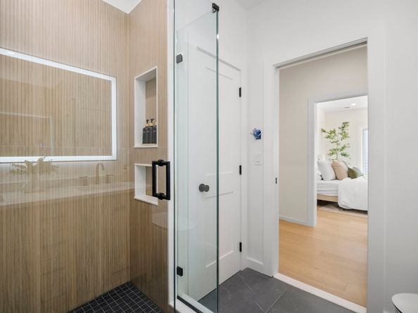 106-108 Bunker Hill St 4P, Boston MA 02129