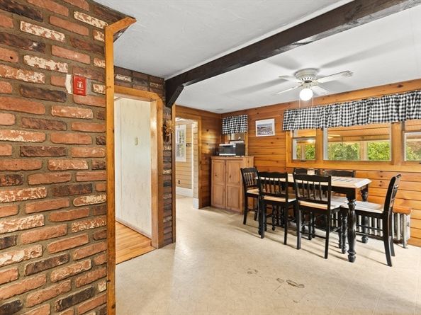 158 Rowayne Park, Bridgewater MA 02324
