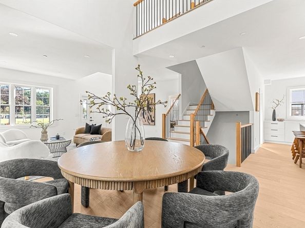 12-14 Sylvan Street 4, Melrose MA 02176