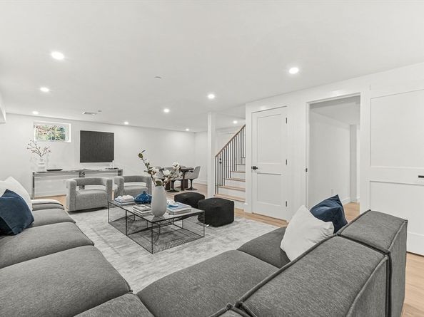 12-14 Sylvan Street 4, Melrose MA 02176