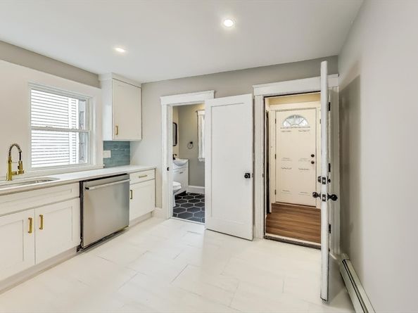 39-41 Luke Rd, Everett MA 02149