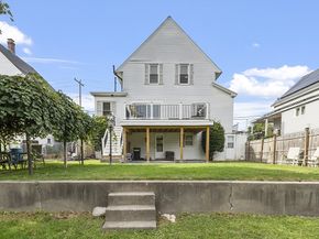31 Johnson St, Leominster MA 01453