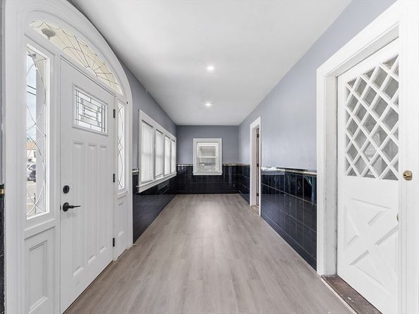31 Johnson St, Leominster MA 01453