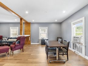 31 Johnson St, Leominster MA 01453