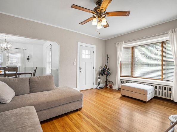 232 Lynn St, Peabody MA 01960