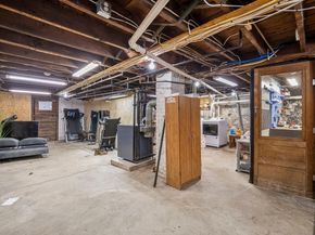 232 Lynn St, Peabody MA 01960
