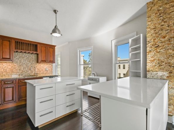 52 Providence Street 3, Worcester MA 01604