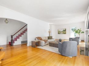 154 Warren Street, Needham MA 02492