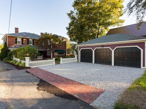 28 N Main St, West Brookfield MA 01585