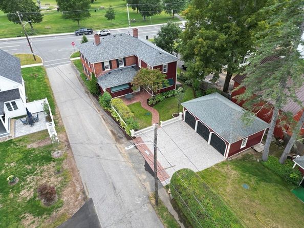 28 N Main St, West Brookfield MA 01585