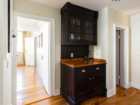 28 N Main St, West Brookfield MA 01585