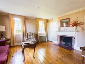 28 N Main St, West Brookfield MA 01585