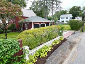28 N Main St, West Brookfield MA 01585