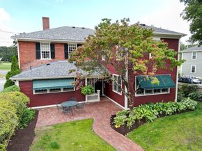 28 N Main St, West Brookfield MA 01585