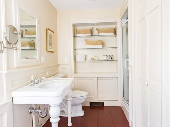 28 N Main St, West Brookfield MA 01585