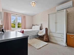 17 Lavalley Ln, Newburyport MA 01950