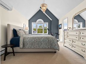 17 Lavalley Ln, Newburyport MA 01950