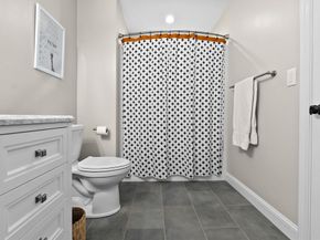 17 Lavalley Ln, Newburyport MA 01950