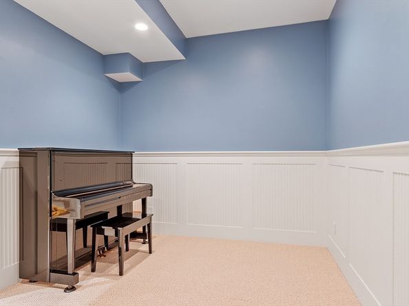 51 S Cottage Rd 112, Belmont MA 02478
