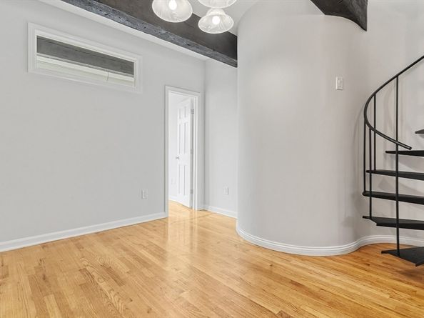12 Stoneholm St 614, Boston MA 02115