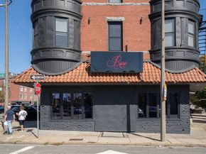 123 Trenton 3, Boston MA 02128