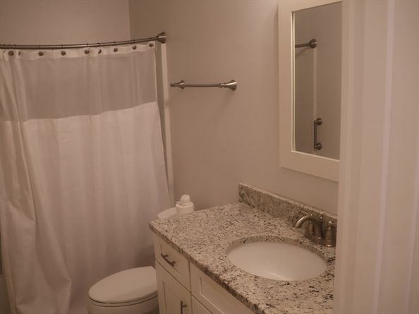 599 Washington St 7, Pembroke MA 02359