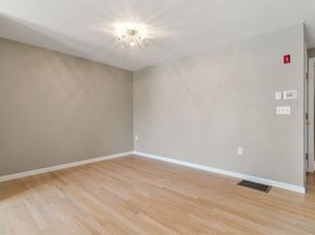 33 Barker Square Dr 33, Pembroke MA 02359