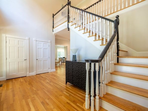 24 Appleton Ln, Boxford MA 01921