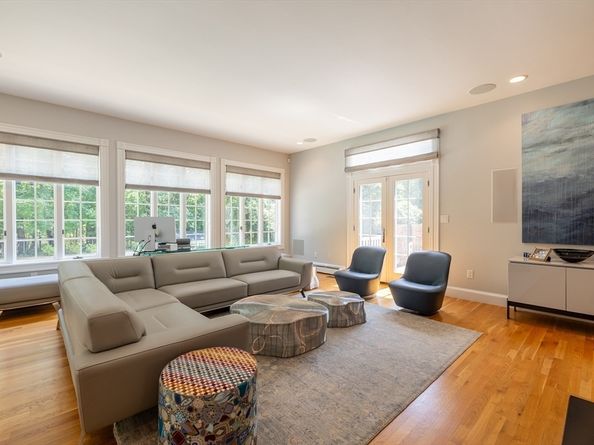 24 Appleton Ln, Boxford MA 01921