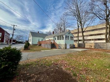 12 Cottage St