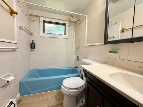12 Cottage St, Randolph MA 02368