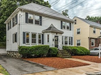 156 Bainbridge