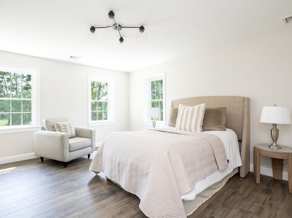 65 Great Neck Road, Wareham MA 02538