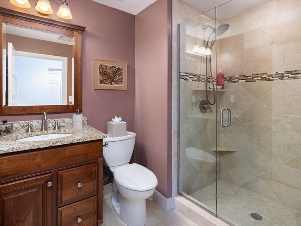 9 Whaler Ln 9, Quincy MA 02171