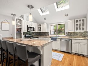 18 King Phillips Path, Duxbury MA 02332