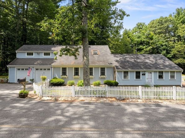 18 King Phillips Path, Duxbury MA 02332