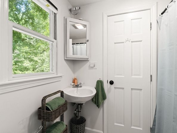 18 King Phillips Path, Duxbury MA 02332