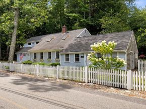 18 King Phillips Path, Duxbury MA 02332