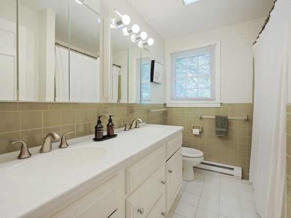 41 Adams Street, Westborough MA 01581
