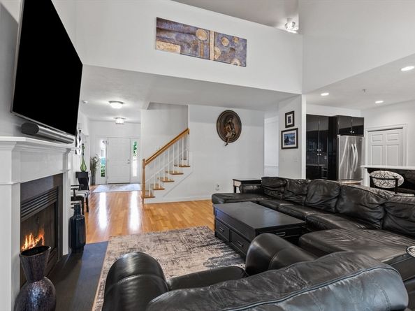 22 Highland Rd 22, Westford MA 01886