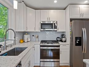 68 Liberty Sq, Rockland MA 02370