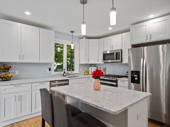 68 Liberty Sq, Rockland MA 02370